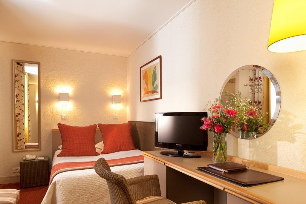 Hotel L De Lutece - Notre-Dame Paris Oda fotoğraf